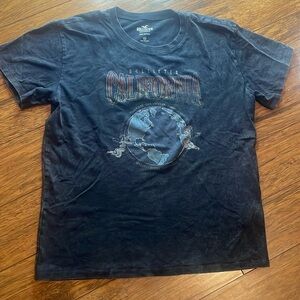 Hollister California “vintage” Tee